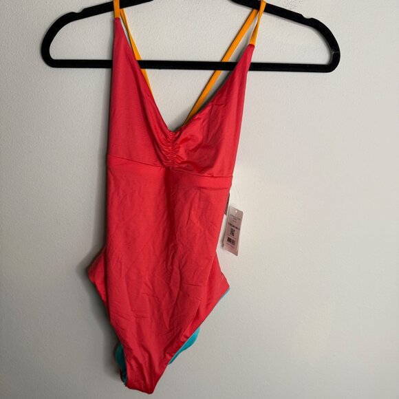 Patagonia NWT Women's Small Shock Pink‎ Kupala Reversible One Piece Swimsuit - Picture 1 of 5